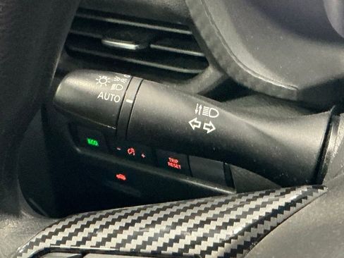 Used 2025 Nissan Sentra S FWD image 19