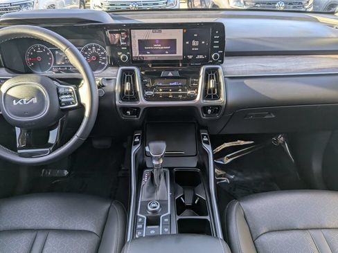Used 2023 Kia Sorento EX FWD image 14