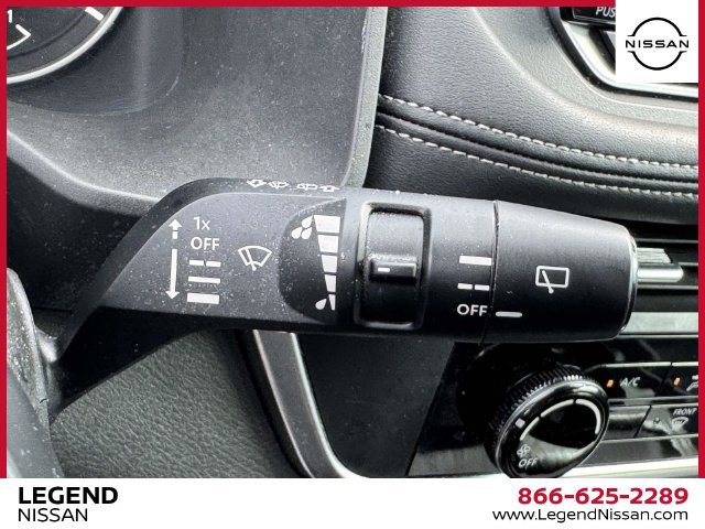 Used 2023 Nissan Rogue S AWD/4WD image 22