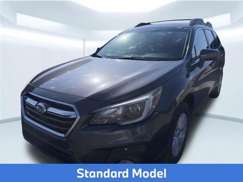 Used 2018 Subaru Outback 2.5i Premium AWD/4WD image 2
