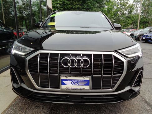 Used 2023 Audi Q3 2.0T Premium AWD/4WD image 2