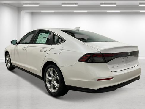 New 2025 Honda Accord LX image 5