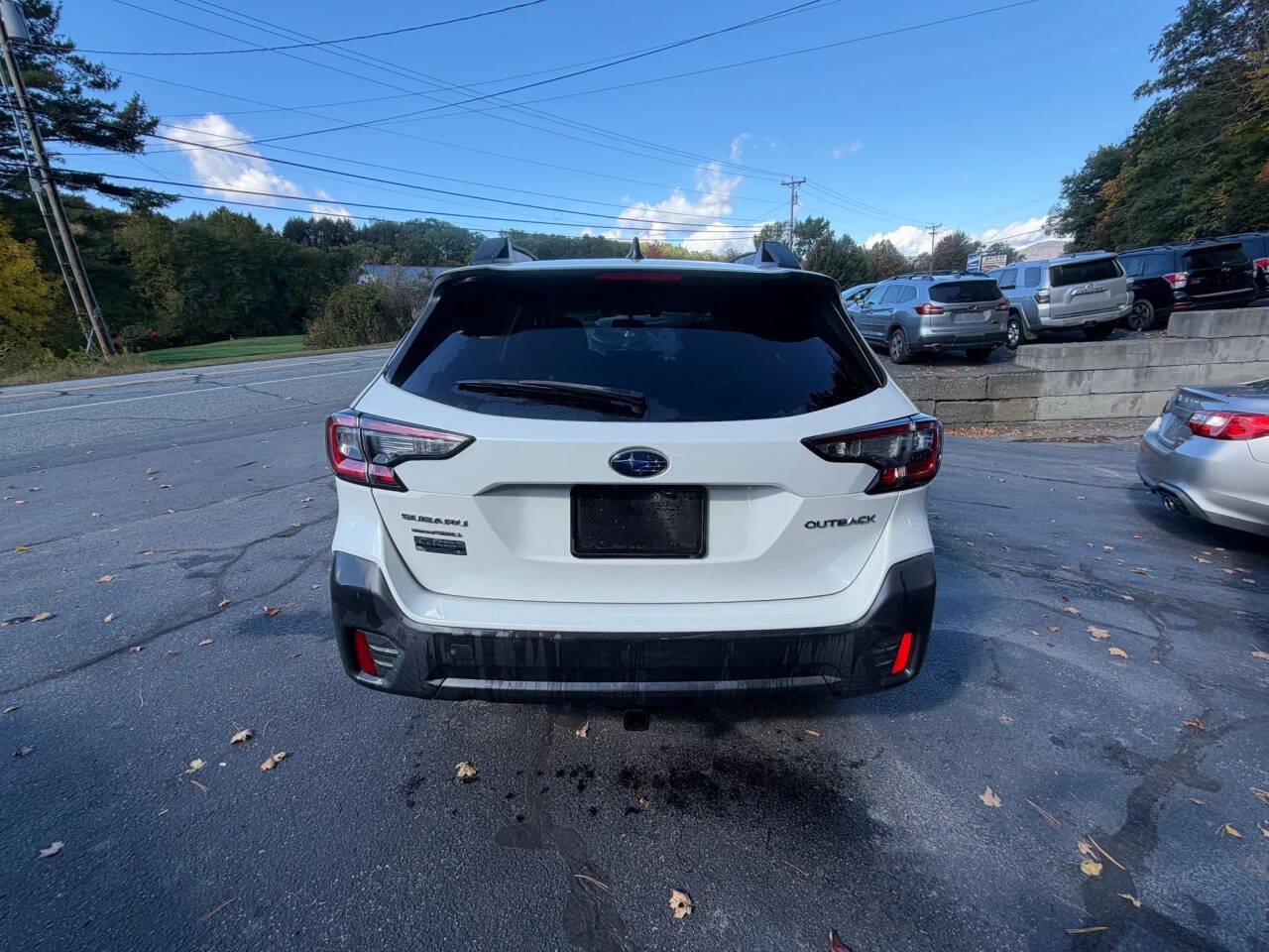 Used 2020 Subaru Outback Premium AWD/4WD image 4