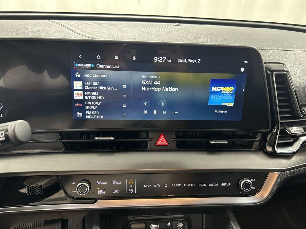 Certified 2025 Kia Sportage EX AWD/4WD image 14