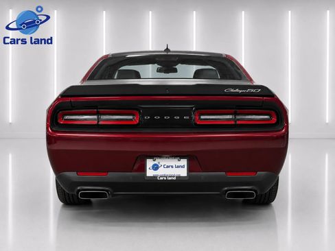 Used 2020 Dodge Challenger R/T RWD image 7