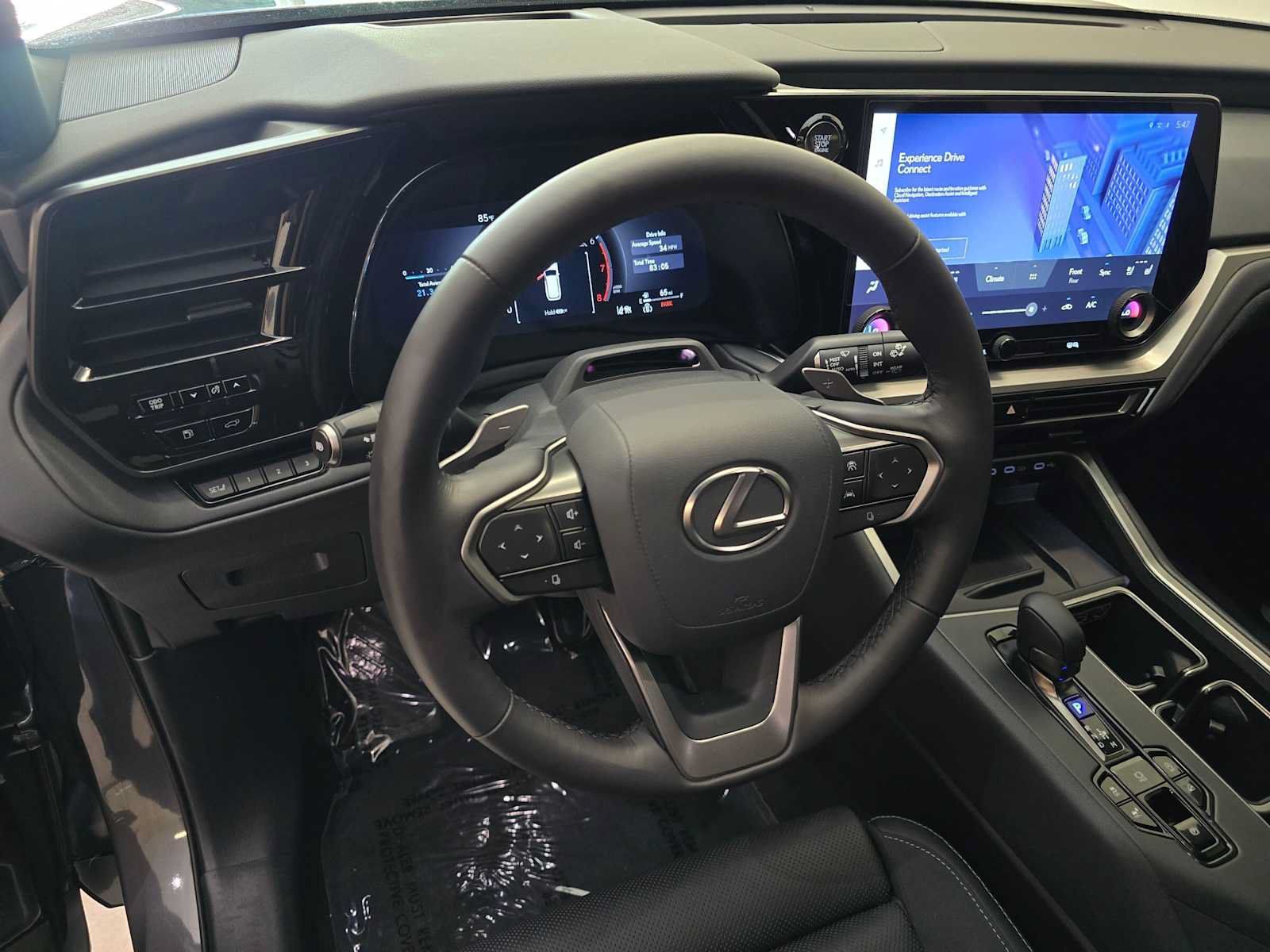 Used 2025 Lexus TX 350 AWD w/ Technology Package image 2