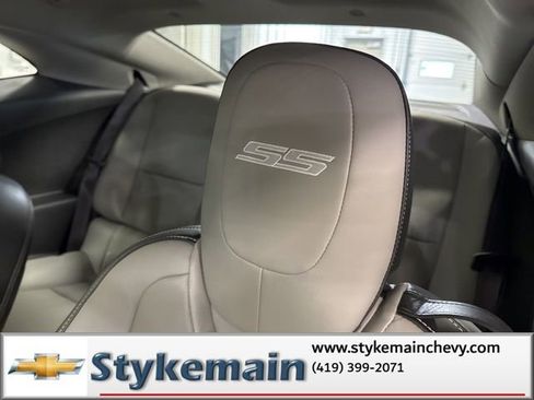 Used 2010 Chevrolet Camaro SS image 8