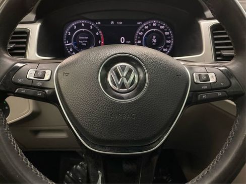 Used 2019 Volkswagen Atlas SEL Premium image 22