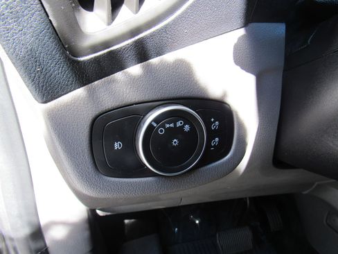 Used 2019 Ford Transit Connect XLT w/ Driver-Assist Package FWD image 12
