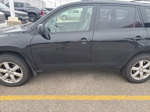 Used 2007 Toyota RAV4 Limited image 4