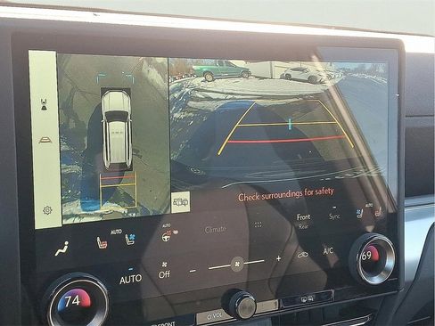 Used 2025 Lexus GX 550 image 23