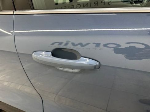 Certified 2025 Ford Escape Platinum image 9