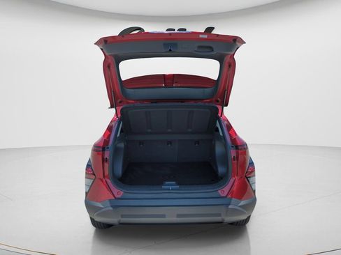 Used 2024 Hyundai Kona SEL FWD image 9
