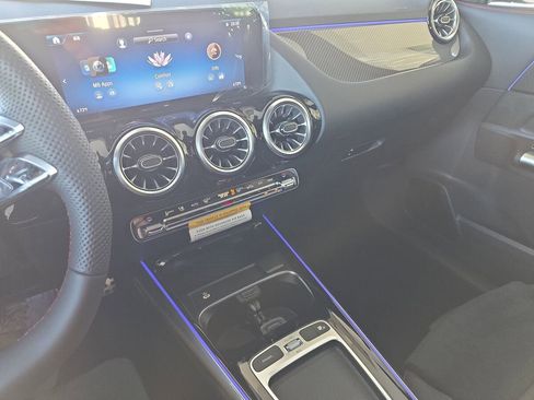New 2026 Mercedes-Benz GLA 250 image 25