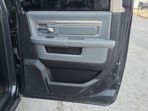 Used 2017 RAM 1500 Big Horn image 30