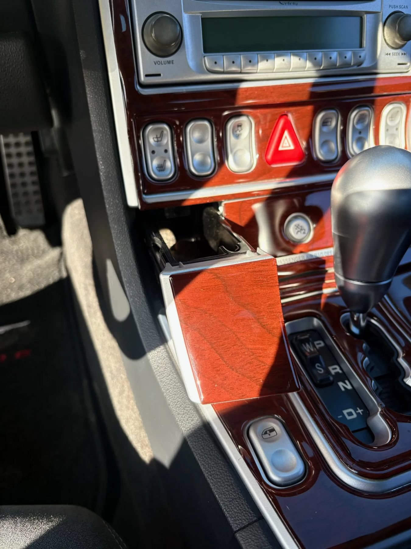 Used 2005 Chrysler Crossfire SRT-6 RWD image 18