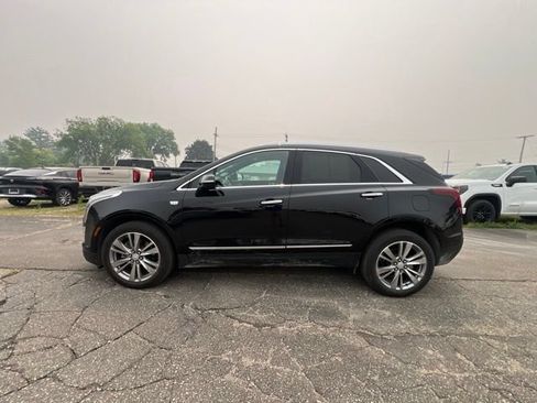 Used 2024 Cadillac XT5 Premium Luxury w/ LPO, Floor Liner Package AWD/4WD image 9