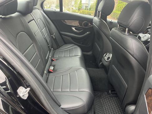 Used 2017 Mercedes-Benz C 300 Sedan image 16