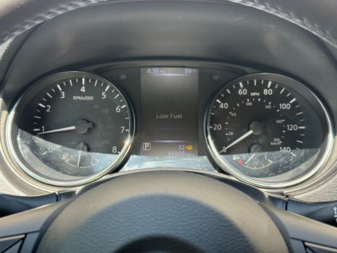Used 2018 Nissan Rogue Sport SL w/ SL Premium Package FWD image 18