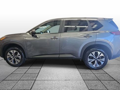Used 2023 Nissan Rogue SV image 8