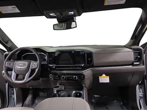 New 2026 GMC Sierra 1500 SLT w/ SLT Premium Package image 9
