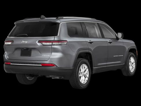 Certified 2023 Jeep Grand Cherokee L Limited w/ Luxury Tech Group II AWD/4WD image 2