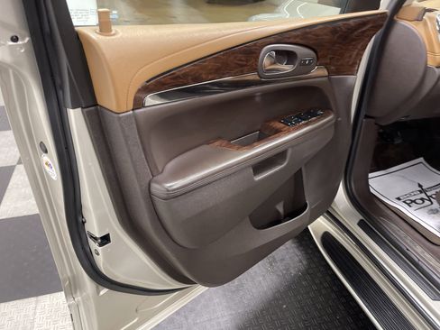Used 2014 Buick Enclave Leather w/ Trailering Provision Package image 10