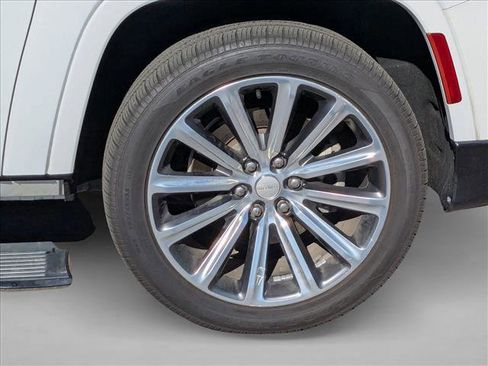 Used 2023 Jeep Grand Wagoneer L Series II w/ Rear Seat Video Group 1 image 24