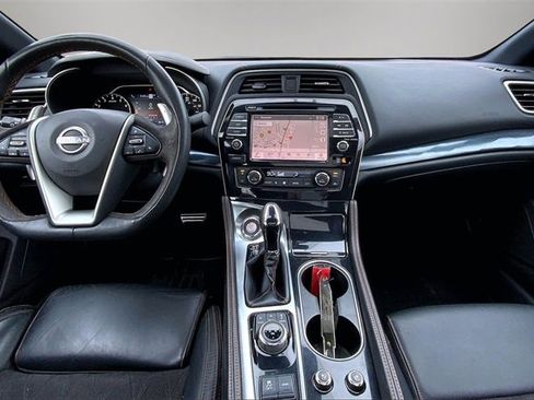 Used 2023 Nissan Maxima SR w/ Sport Mat Group image 12