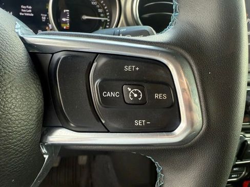 Used 2023 Jeep Wrangler Unlimited Rubicon 4xe w/ Cold Weather Group AWD/4WD image 19