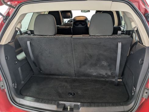 Used 2019 Dodge Journey SE w/ Connectivity Group FWD image 23