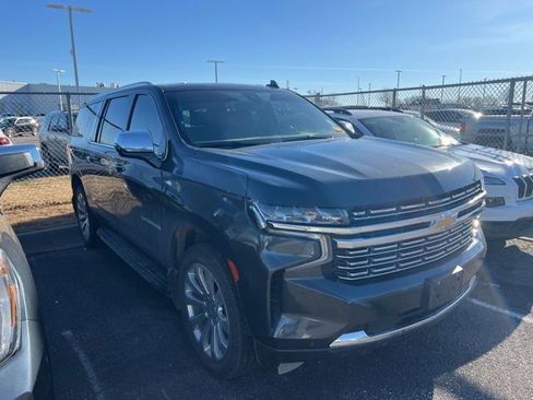 Used 2022 Chevrolet Suburban Premier w/ Max Trailering Package image 1