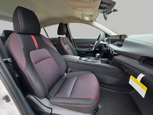 New 2026 Nissan Sentra SR w/ SR All Weather Package FWD image 10