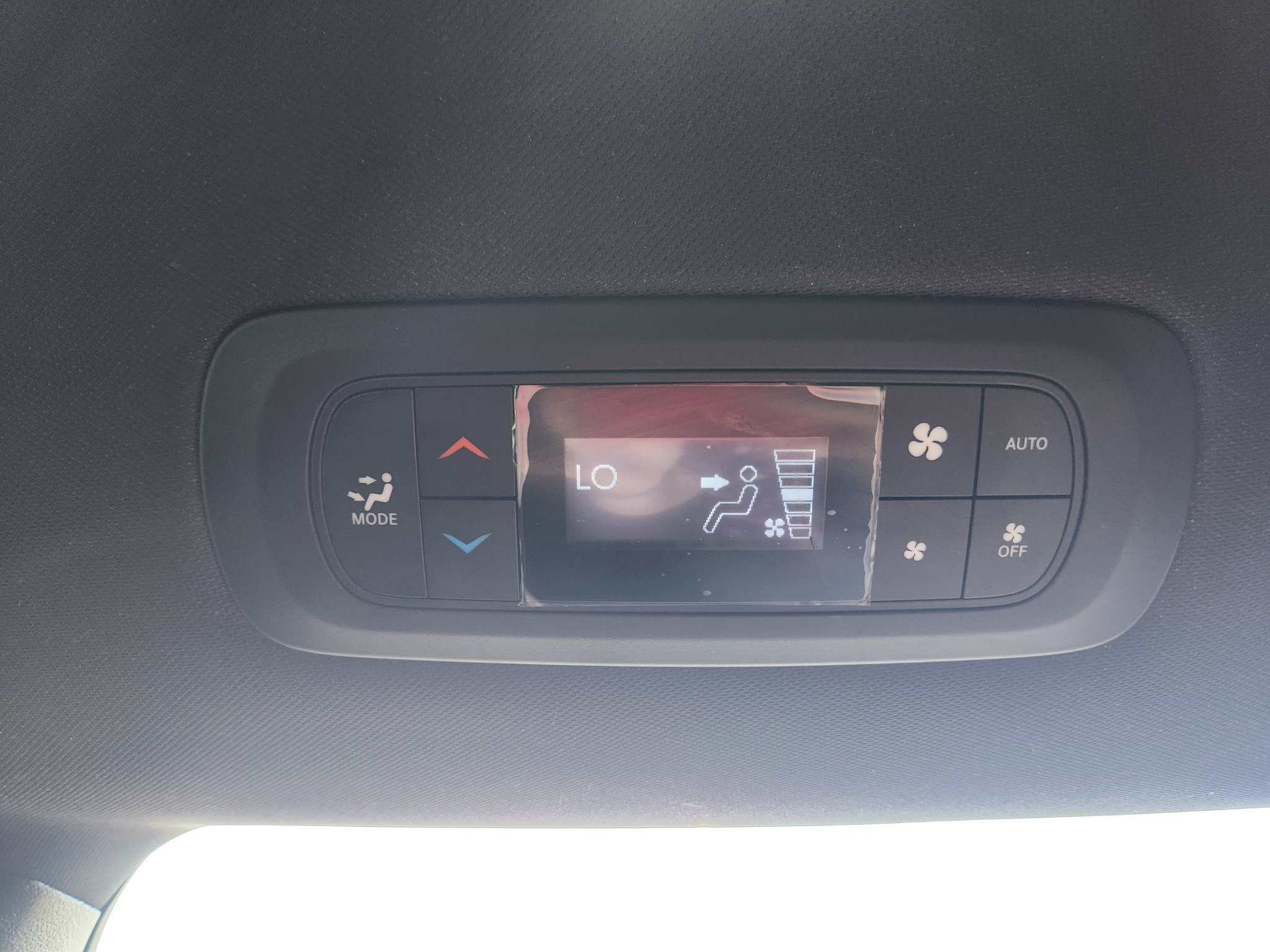 Used 2026 Chrysler Pacifica Select FWD image 48