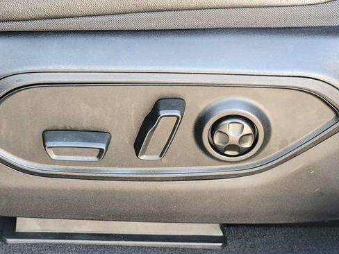 Used 2024 Jeep Grand Cherokee L Altitude image 39