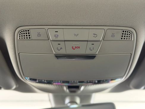 Used 2018 Mercedes-Benz E 300 image 33
