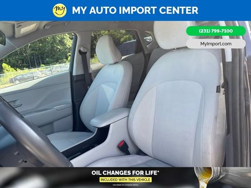 Used 2025 Hyundai Kona SEL AWD/4WD image 13