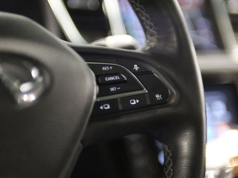 Used 2020 INFINITI QX50 Essential w/ Edition 30 Package FWD image 25