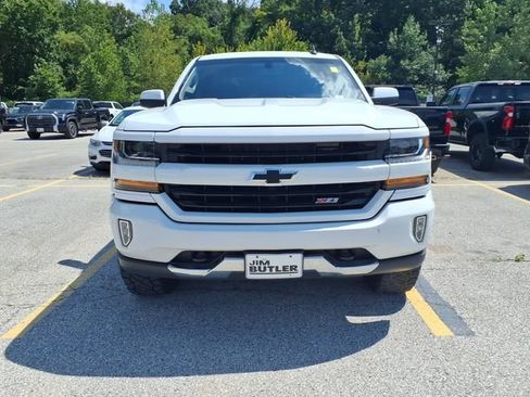 Used 2018 Chevrolet Silverado 1500 LT w/ All Star Edition AWD/4WD image 3