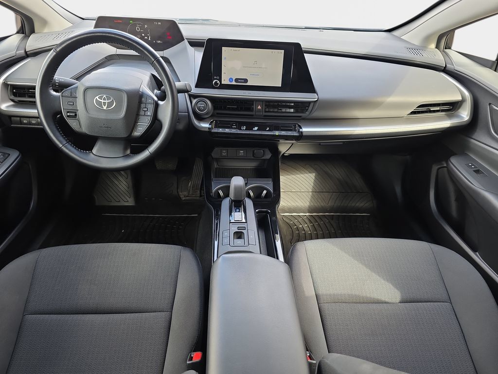 Used 2024 Toyota Prius LE AWD/4WD image 10