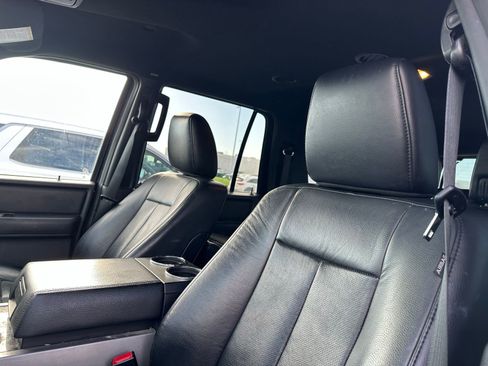 Used 2017 Ford Expedition EL Limited AWD/4WD image 5