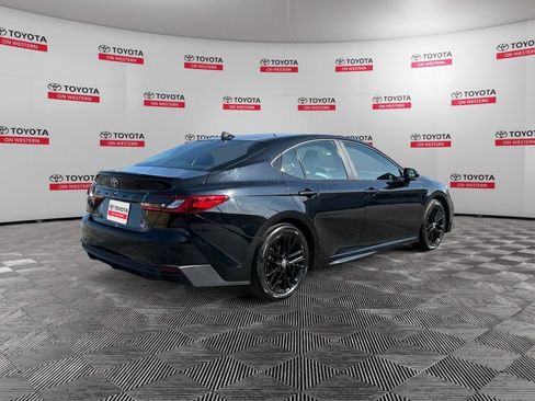 Certified 2025 Toyota Camry SE FWD image 3