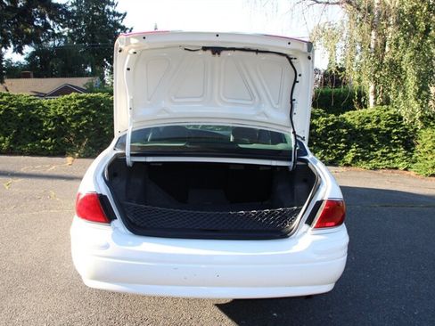Used 2002 Buick Le Sabre Custom w/ Prestige Pkg FWD image 16
