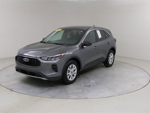 Certified 2023 Ford Escape Active image 20