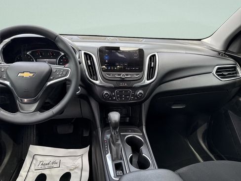 Used 2024 Chevrolet Equinox LT FWD image 21