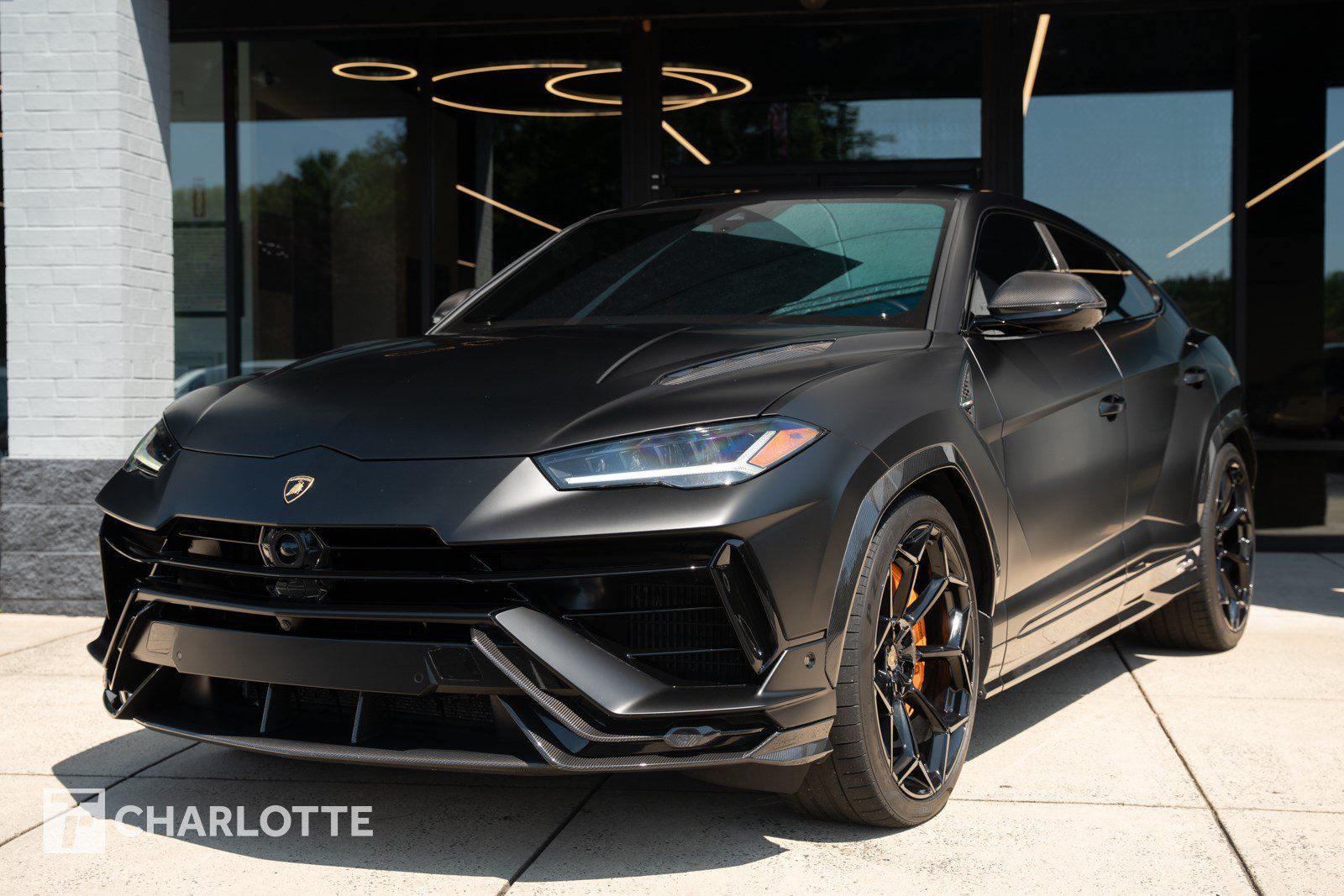 Used 2023 Lamborghini Urus Performante AWD/4WD image 8