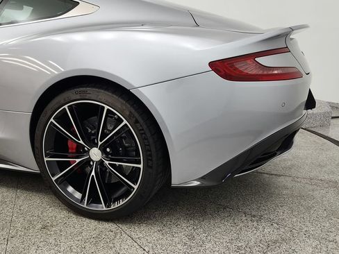 Used 2014 Aston Martin Vanquish Coupe RWD image 52