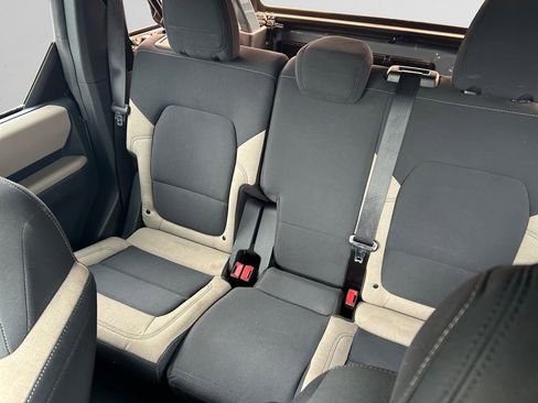 Used 2021 Ford Bronco Big Bend w/ Sasquatch Package AWD/4WD image 15