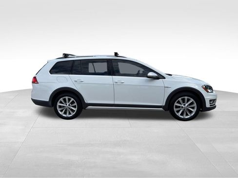 Used 2017 Volkswagen Golf Alltrack S AWD/4WD image 8