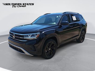 Used 2023 Volkswagen Atlas SE w/ Black Wheel Package